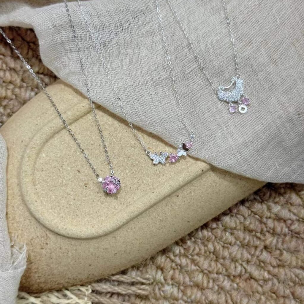 Necklace Product 0004